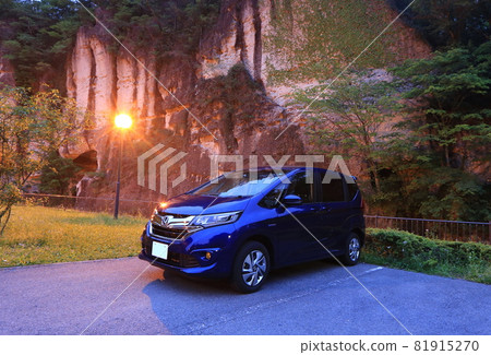 岩壁停車和釋放 岩壁停車和釋放 81915270