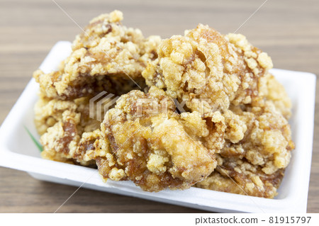 美味的炸雞午餐 美味的炸雞午餐 81915797