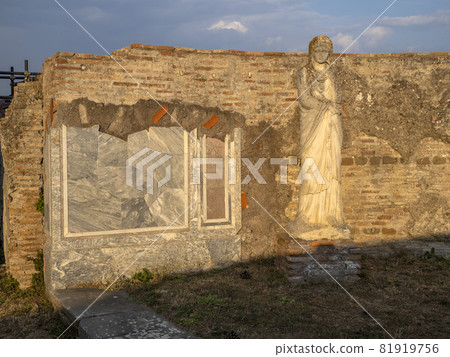 old ancient ostia archeological ruins 81919756