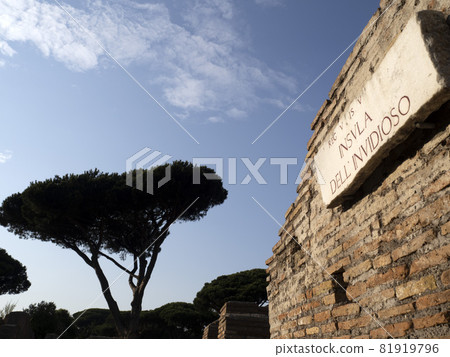 old ancient ostia archeological ruins 81919796