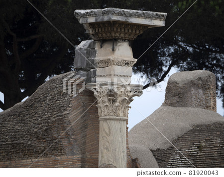 old ancient ostia archeological ruins 81920043