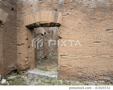 old ancient ostia archeological ruins 81920332