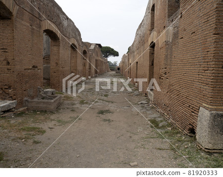 old ancient ostia archeological ruins old ancient ostia archeological ruins 81920333