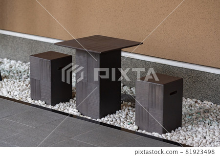 Desks and chairs in the garden of a Japanese house Desks and chairs in the garden of a Japanese house 81923498