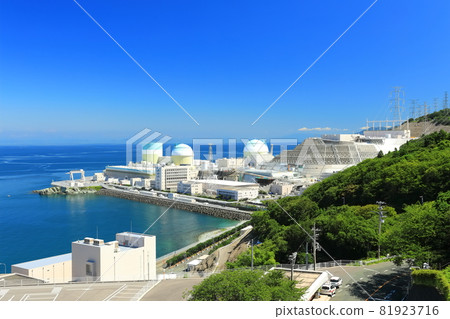 [Ehime Prefecture] Ikata Nuclear Power Station under clear skies 81923716
