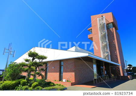 [Ehime Prefecture] Ikata Visitors House under clear skies 81923734