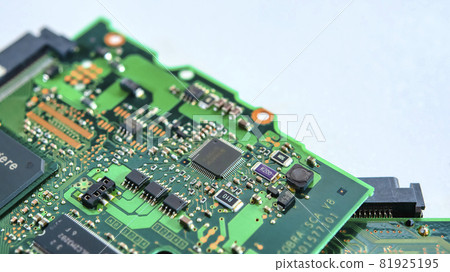 電子設備的心臟:印刷電路板的高清特寫 電子設備的心臟:印刷電路板的高清特寫 81925195