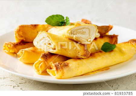 blintz, rolled filled with cottage cheese pancakes 81933785