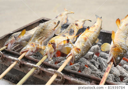 炭烤香魚 炭烤香魚 81939784