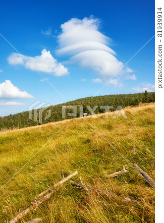 Scenic clouds over Karkonosze Mountains, Karkonosze National Park, Poland. 81939914