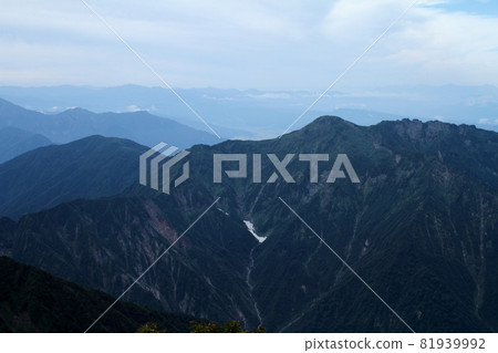 Echigo Komagatake overlooking the mountains Echigo Komagatake overlooking the mountains 81939992