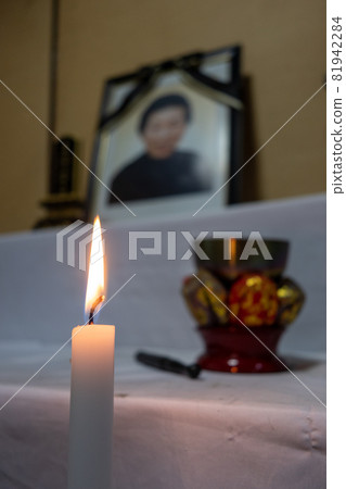 Candle flame, deceased and mortuary tablet Candle flame, deceased and mortuary tablet 81942284