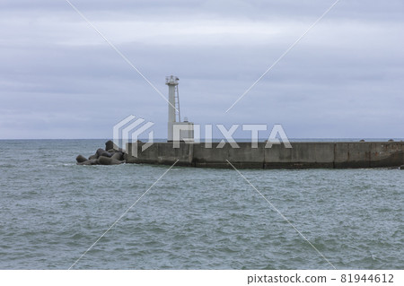 Lighthouse at Kawajiri Port, Hitachi City, Ibaraki Prefecture 81944612