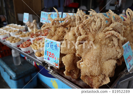 ≪Taiwan≫ Scenery of overseas food stalls 81952289