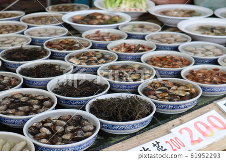 ≪Taiwan≫ Scenery of overseas food stalls 81952293
