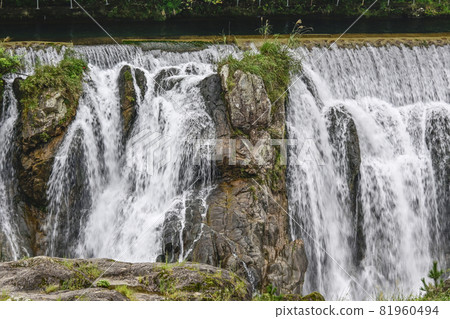 Nagashino Dam (Shinshiro version of Niagara Falls) Nagashino Dam (Shinshiro version of Niagara Falls) 81960494