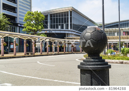 JR Tokaido Line Fujieda Station / South Exit Rotary Soccer Ball Pole 81964288