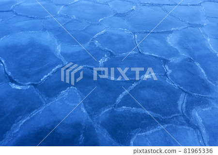 Drift ice child born in the winter sea Drift ice child born in the winter sea 81965336