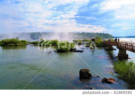 Iguazu Falls National Park 81969580