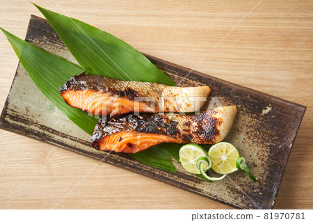 烤秋三文魚 烤秋三文魚 81970781