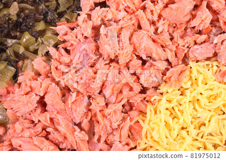 紅鮭魚鬆散米飯特寫 紅鮭魚鬆散米飯特寫 81975012