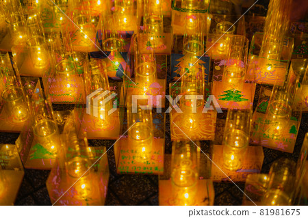 Christmas candles (Yokohama Minatomirai) Christmas candles (Yokohama Minatomirai) 81981675