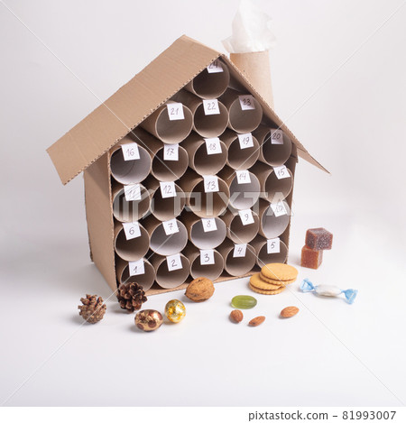 simple advent calendar made of toilet paper rolls, DIY, art for childrens 81993007