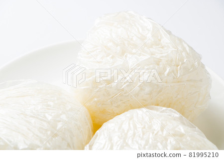Rice balls grasped using lap due to sanitary considerations. Rice balls grasped using lap due to sanitary considerations. 81995210