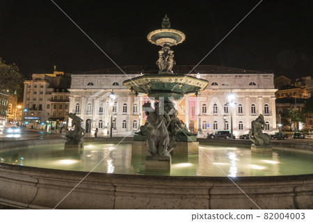 Rossio square in Lisbon Rossio square in Lisbon 82004003