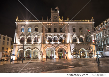 Rossio railway station in Lisbon Rossio railway station in Lisbon 82004005
