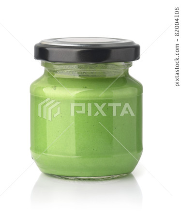 Glass jar of wasabi sauce 82004108