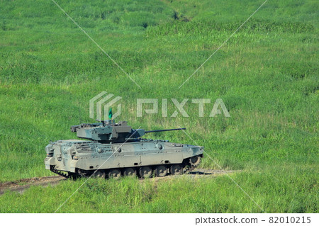 Exercise scene of the Self-Defense Forces (Type 89 armored combat vehicle, Fuji Firepower Exercise, Shizuoka Prefecture) Exercise scene of the Self-Defense Forces (Type 89 armored combat vehicle, Fuji Firepower Exercise, Shizuoka Prefecture) 82010215