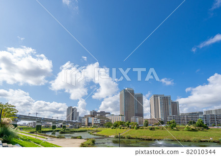Kashiwanoha Aqua Terrace Northern Central No. 2 Retention Pond 82010344