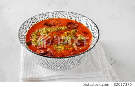 Kidney bean and chorizo stew 82017370