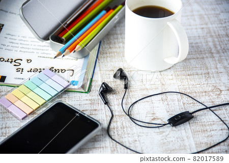 Music image Music image 82017589