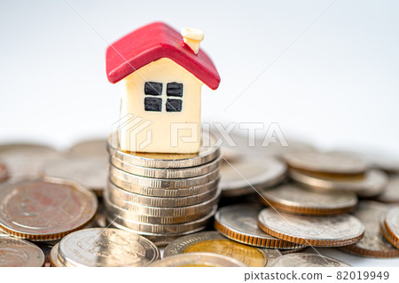 House on stack coins, mortgage home loan finance concept. 82019949
