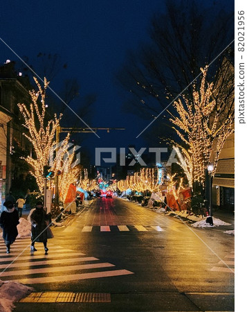 燈火通明的夜景 82021956