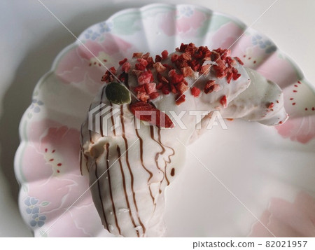 Valentine's white chocolate rusk 82021957