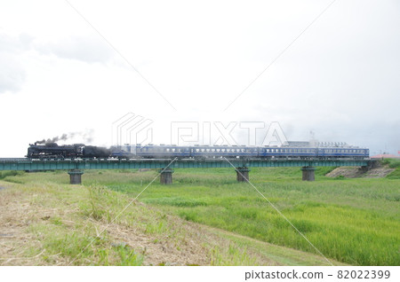 SL test run across the Rikuuto Line Shin-Eai River 2 SL test run across the Rikuuto Line Shin-Eai River 2 82022399
