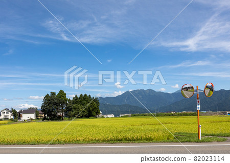 Uonuma region countryside and Mt. Hakkai Uonuma region countryside and Mt. Hakkai 82023114