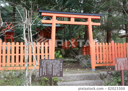 Kasagi Myo Shrine in the precincts of Kasagi Temple Kasagi Myo Shrine in the precincts of Kasagi Temple 82023308
