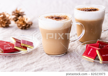 Coffee time at cafe latte 82023973