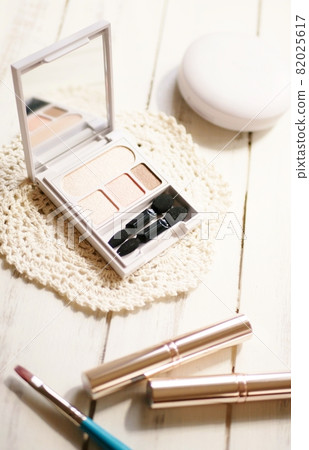 Pink cosmetics [Spring] 82025617