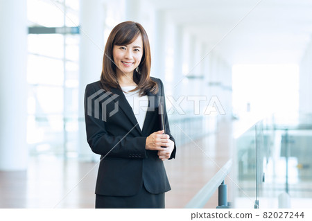 商務商人辦公室女人 82027244
