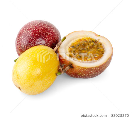 clipping path passion fruit isolated on white background clipping path passion fruit isolated on white background 82028270