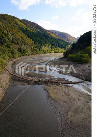 A dry dam in the mountains A dry dam in the mountains 82028753