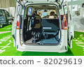 Minivan luggage compartment and rear seats 82029619