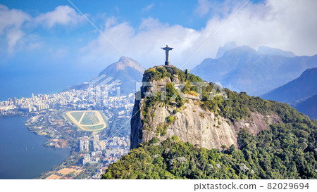 Aerial view of Christ the Redeemer and Rio de Janeiro city 82029694