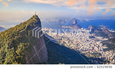 Aerial view of Christ the Redeemer and Rio de Janeiro city 82029696