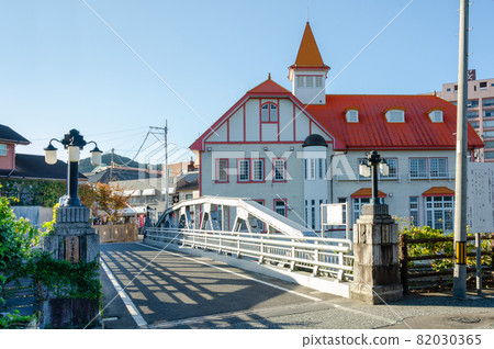 西博爾德的熱水 西博爾德的熱水 82030365